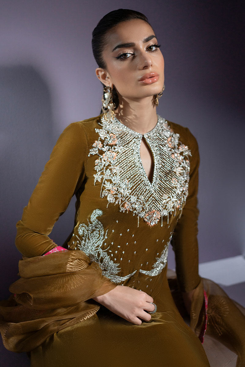 Haute Form | Luxury Pret | Roccoco