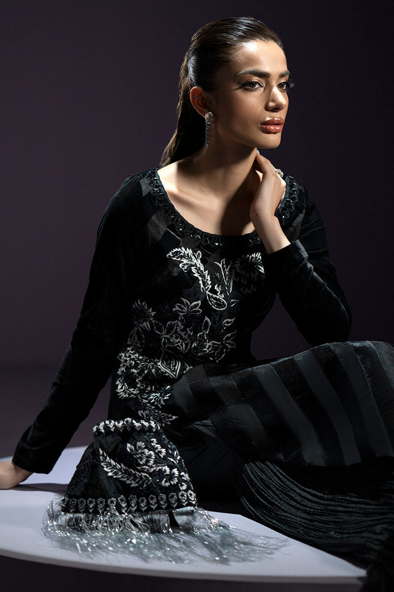 Haute Form | Luxury Pret | Noir