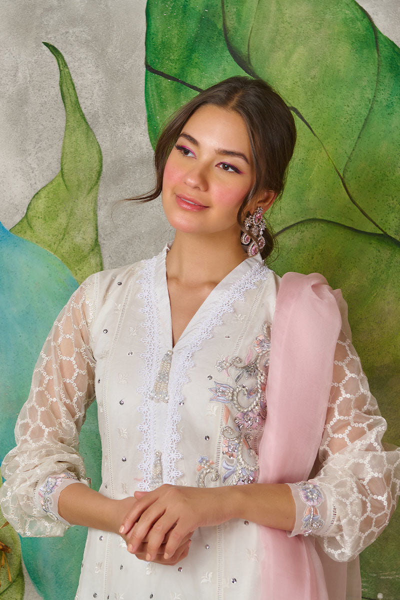 Fatima Khan | Best Sellers 24 | WHITE CARNATION
