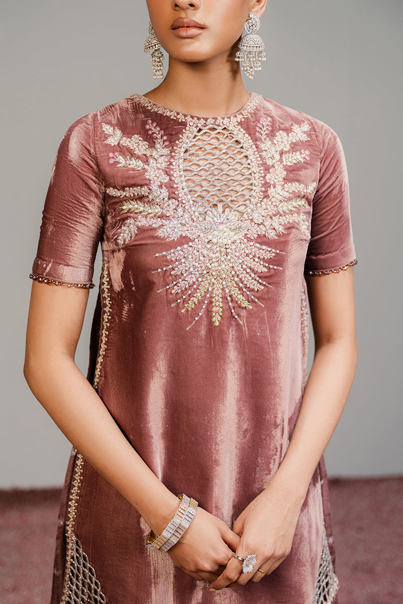 Haute Form | Rose Winter Plush | Seductress