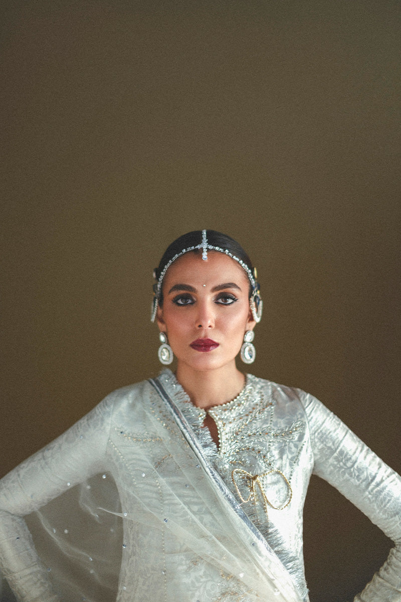 Haute Form I Dastaan Luxury Formals I Rano