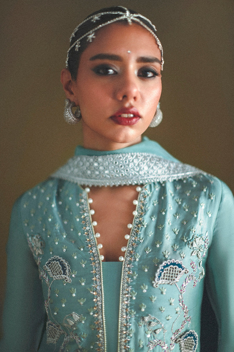 Haute Form I Dastaan Luxury Formals I Dilruba