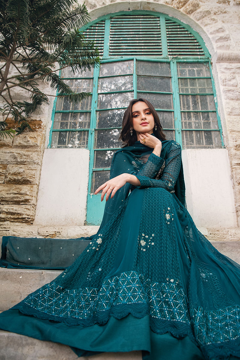 Fatima Khan | Best Sellers 24 | KALE GREEN PESHWAS