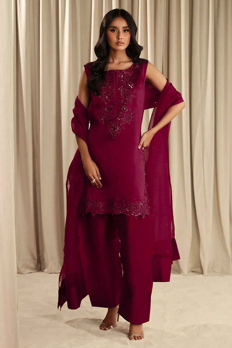 Fatima Khan | Sahar Luxe | VIVID MAGENTA
