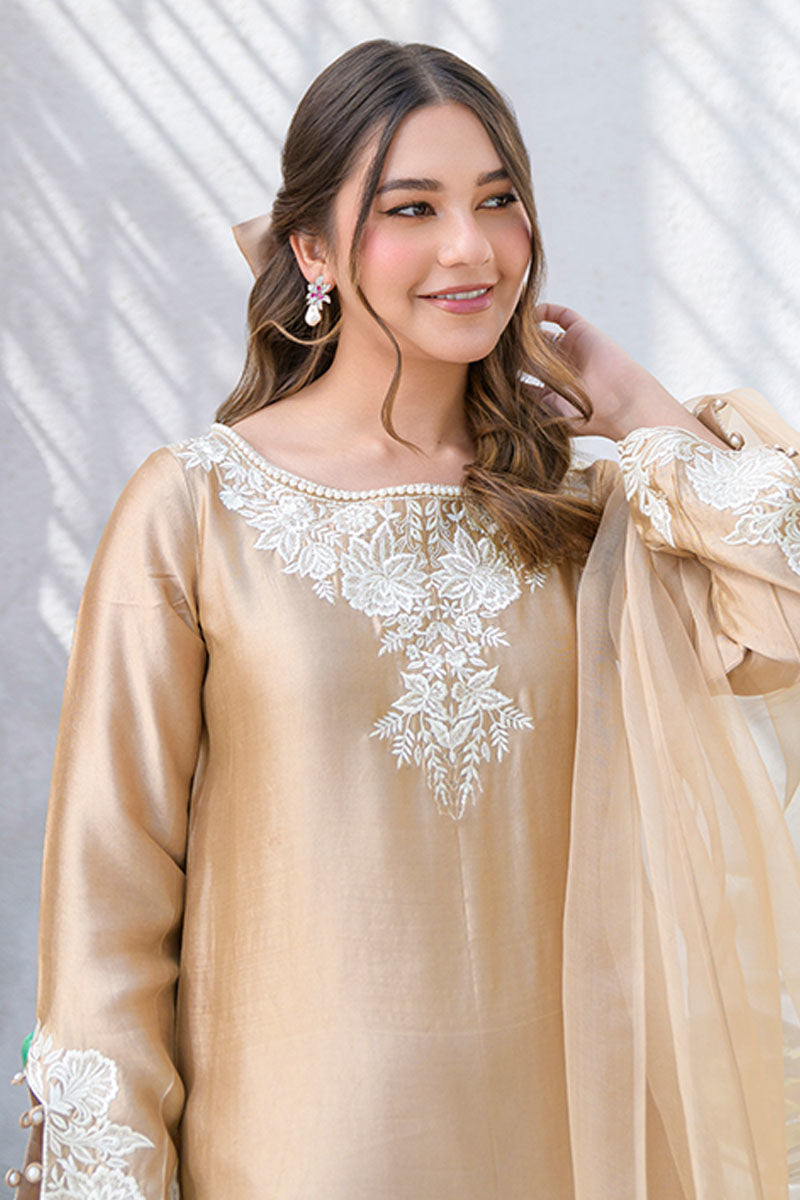 Fatima Khan | La Fleur Eid Edit | Beigetastic