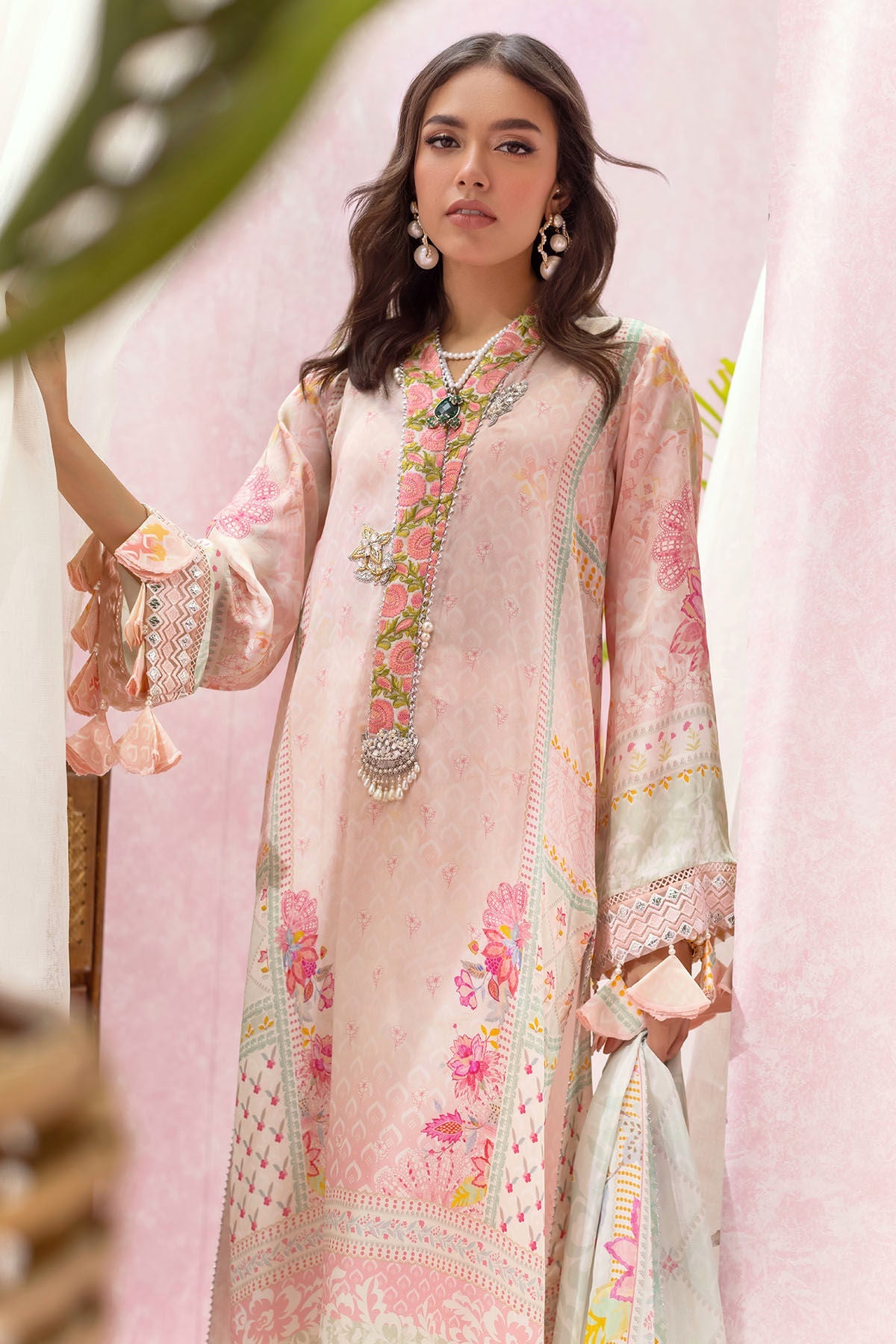 Annus Abrar | Luxe Silk Pret | SYLVIE