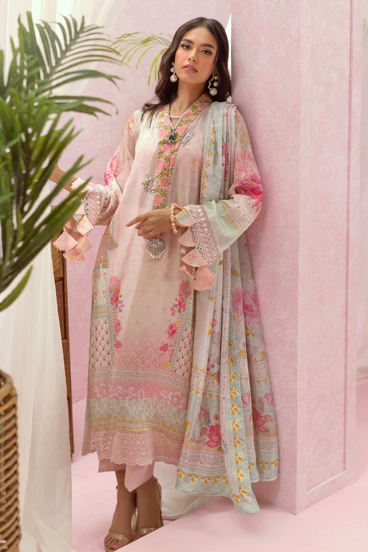Annus Abrar | Luxe Silk Pret | SYLVIE