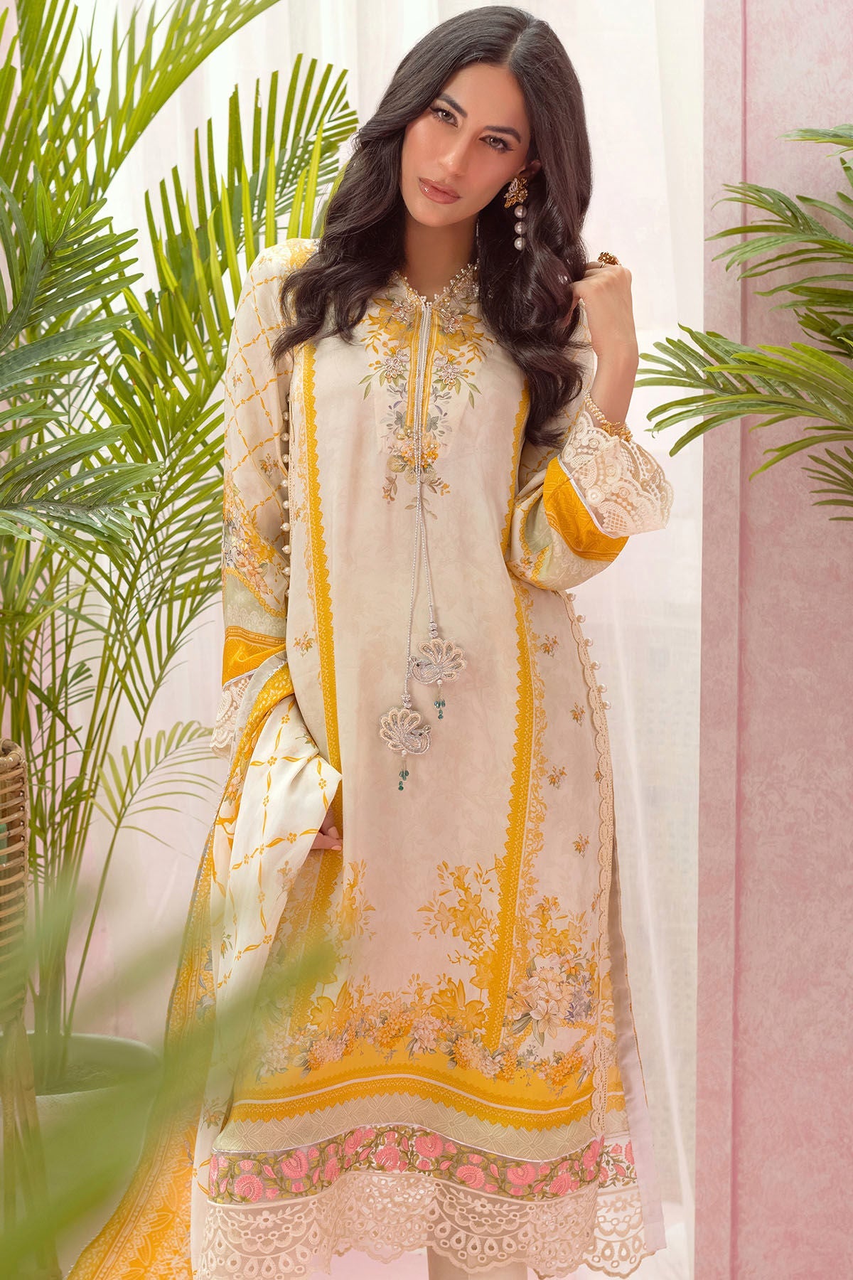 Annus Abrar | Luxe Silk Pret | NOEMIE