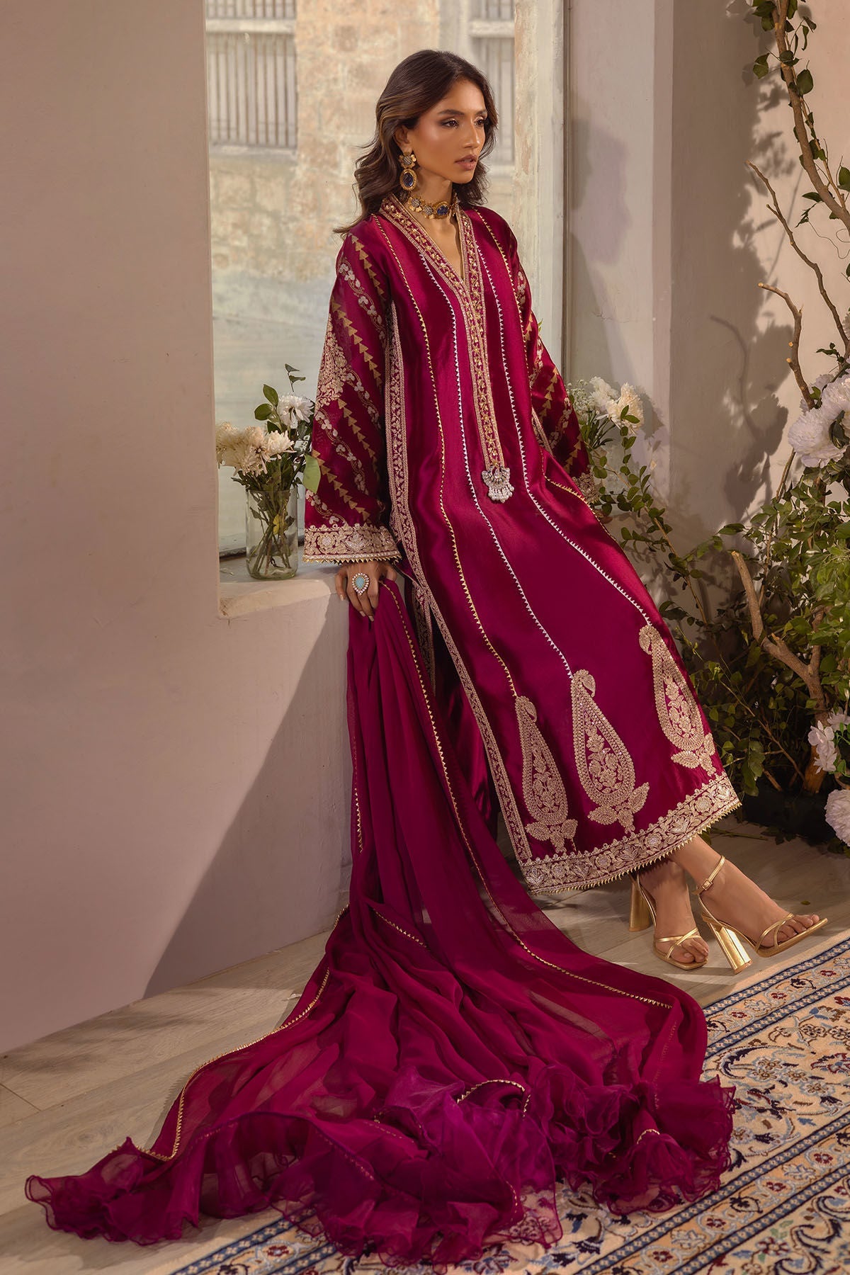 Annus Abrar | Designer Picks 24 | VISAAL CRANBERRY-SHIRT AND DUPATTA