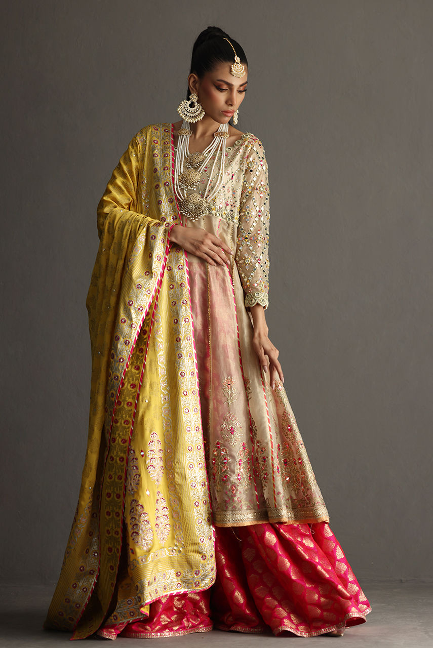 Deepak Perwani | Aila Festive 2024 | Ktd4084