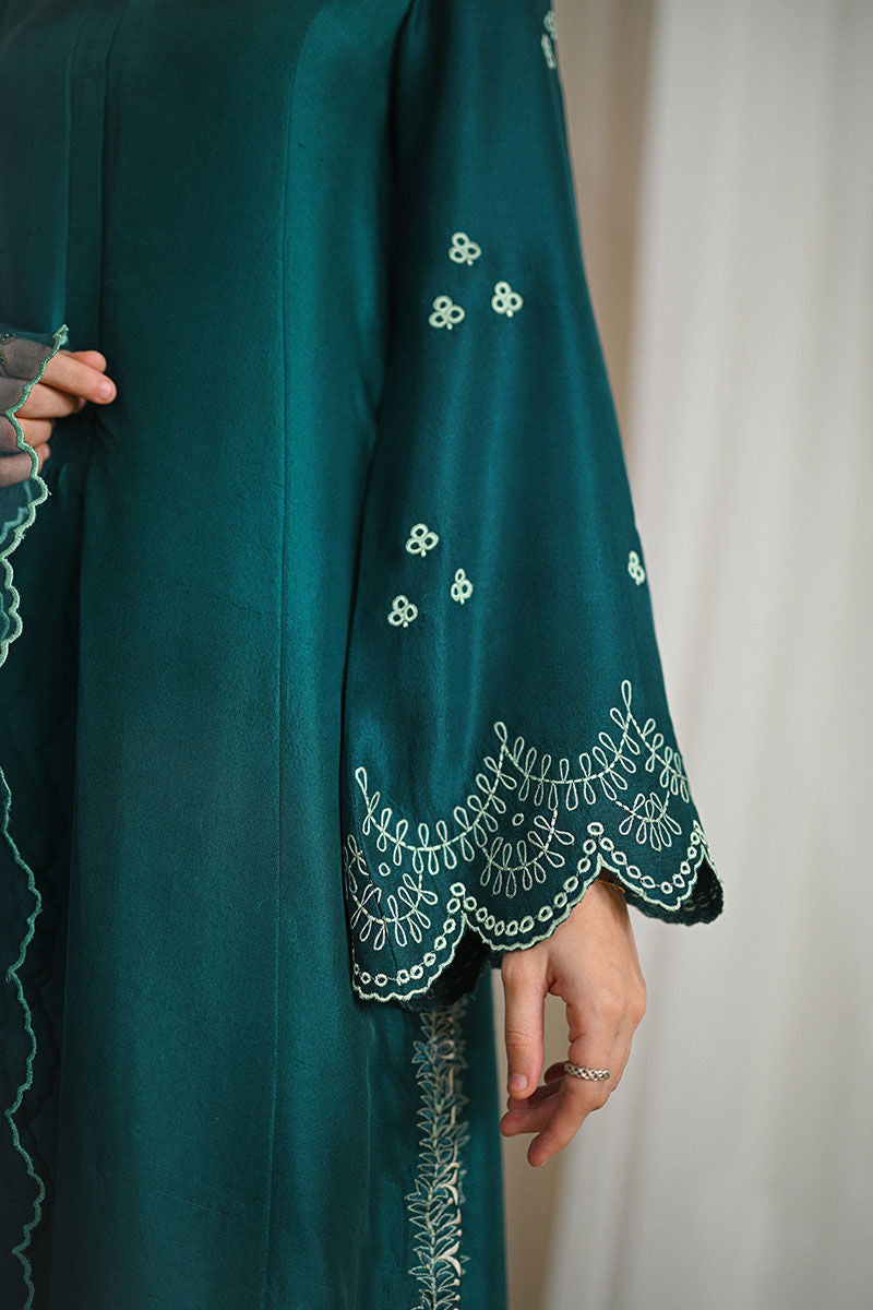 Ansab Jahangir | Cest Parti Luxe Pret 25 | Elodie