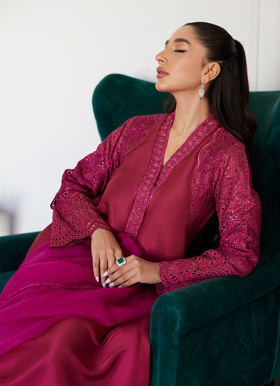 Farah Talib Aziz | Luna Eid Collection 24 | HONORINE MAGENTA