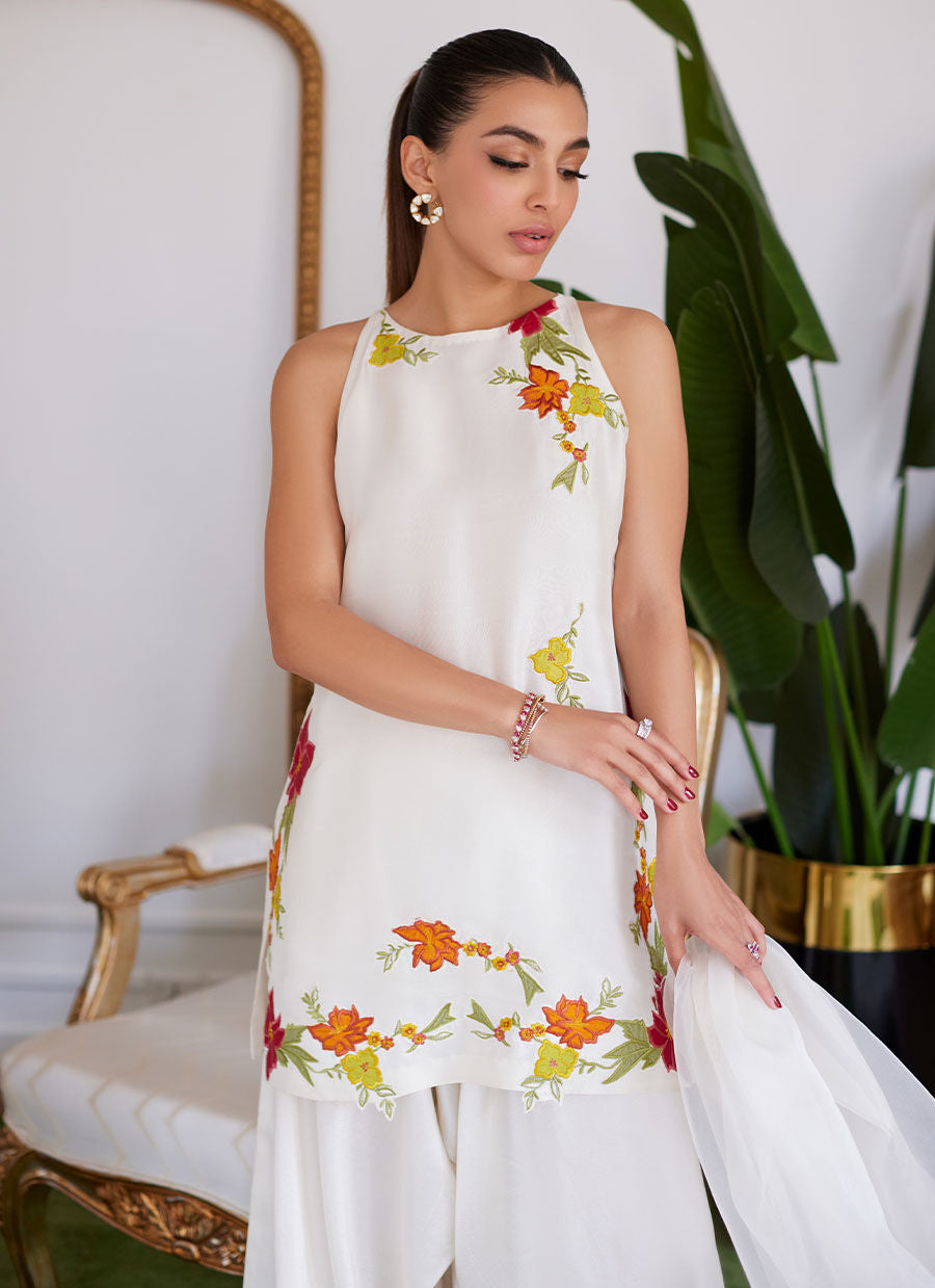 Farah Talib Aziz | Luna Eid Collection 24 | JULIET IVORY