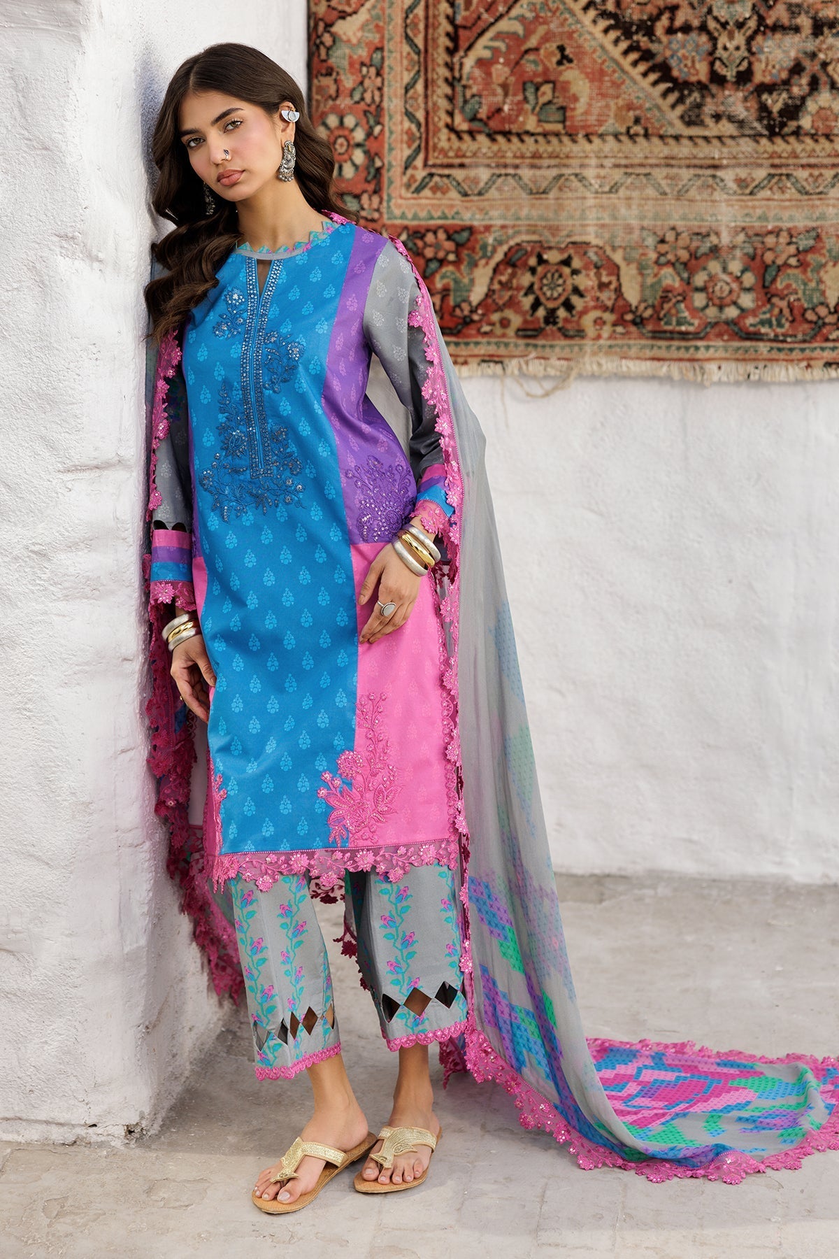 Charizma | Rangoli Lawn | CRO5-02