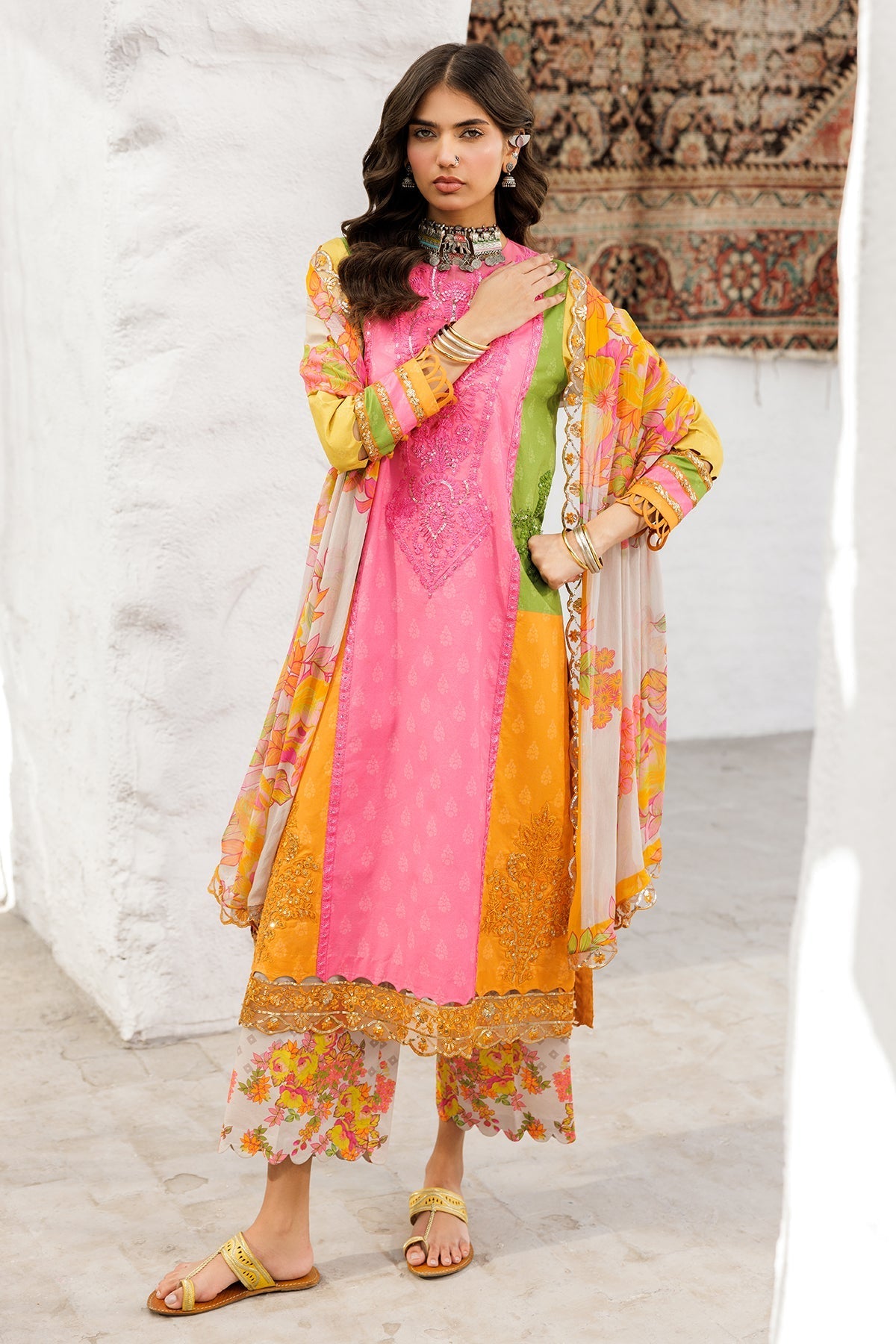 Charizma | Rangoli Lawn | CRO5-04