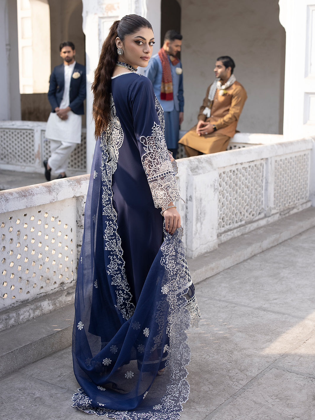 Mahnur | Mahrukh Luxury Lawn 24 | DUSK