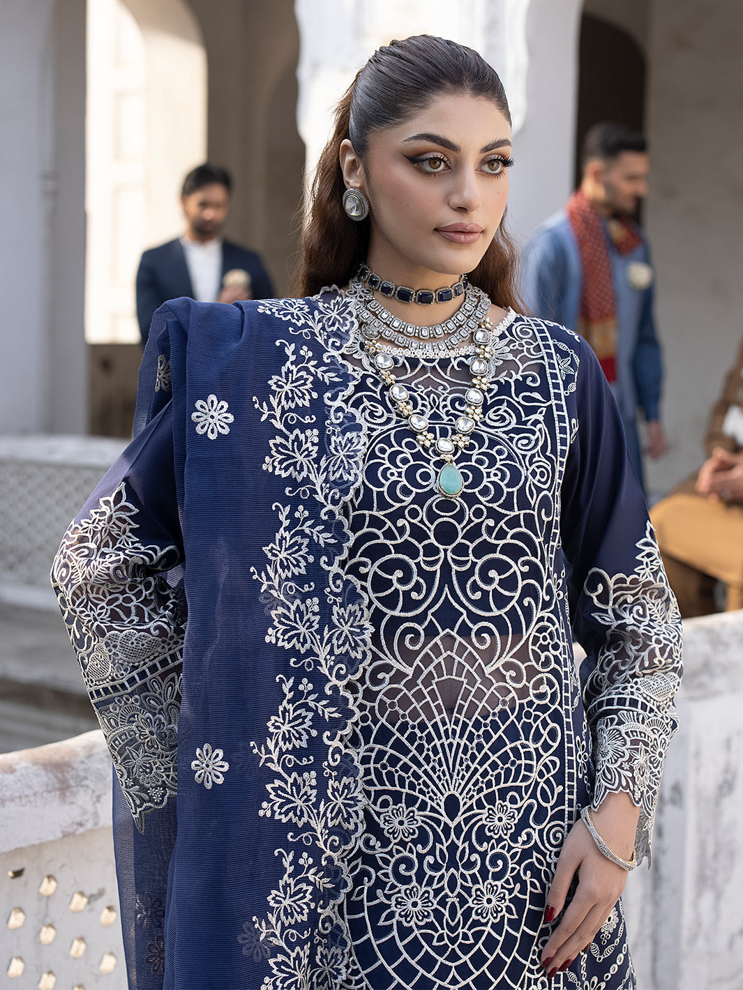 Mahnur | Mahrukh Luxury Lawn 24 | DUSK