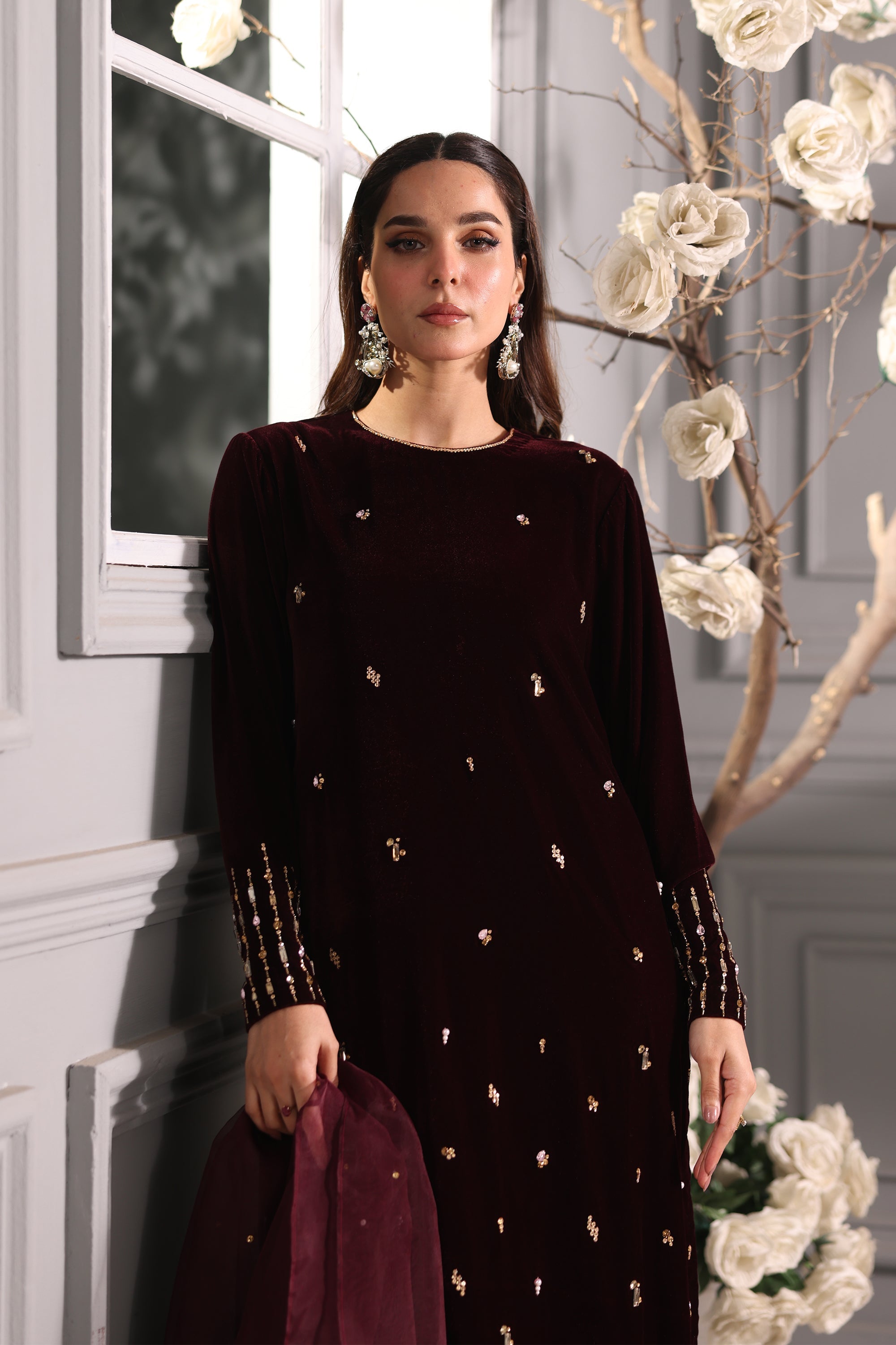 Hana | Mavi Velvets | Velvet Whisper