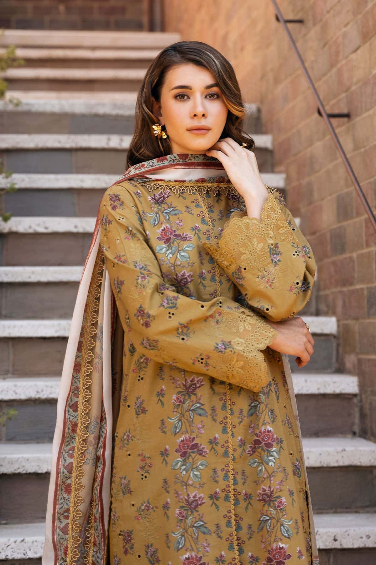 Afrozeh | Damask The Holiday Edit 25 | Lorien B