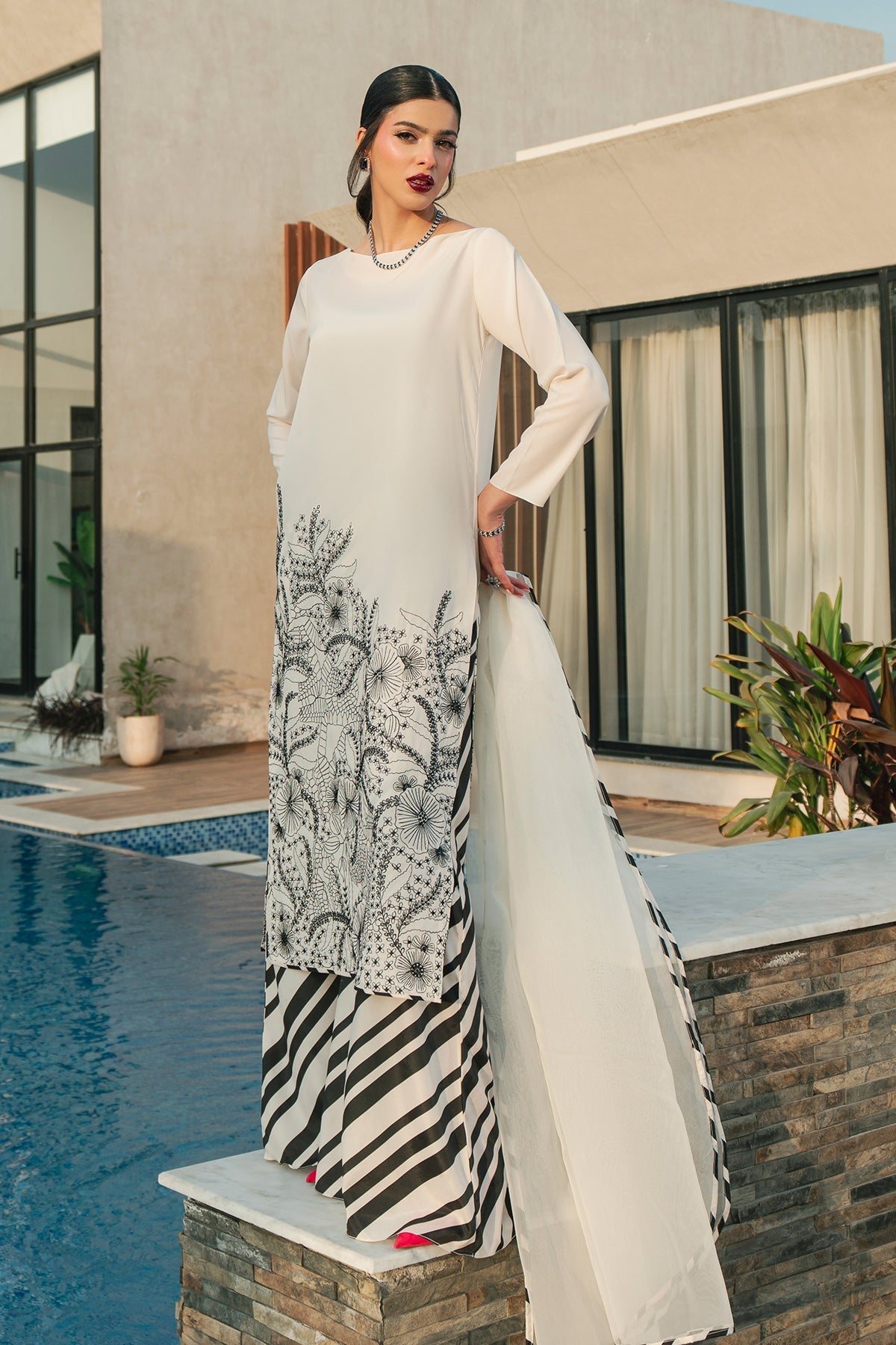 Erum Khan | Eid Edit 25 |  Monochrome Babe