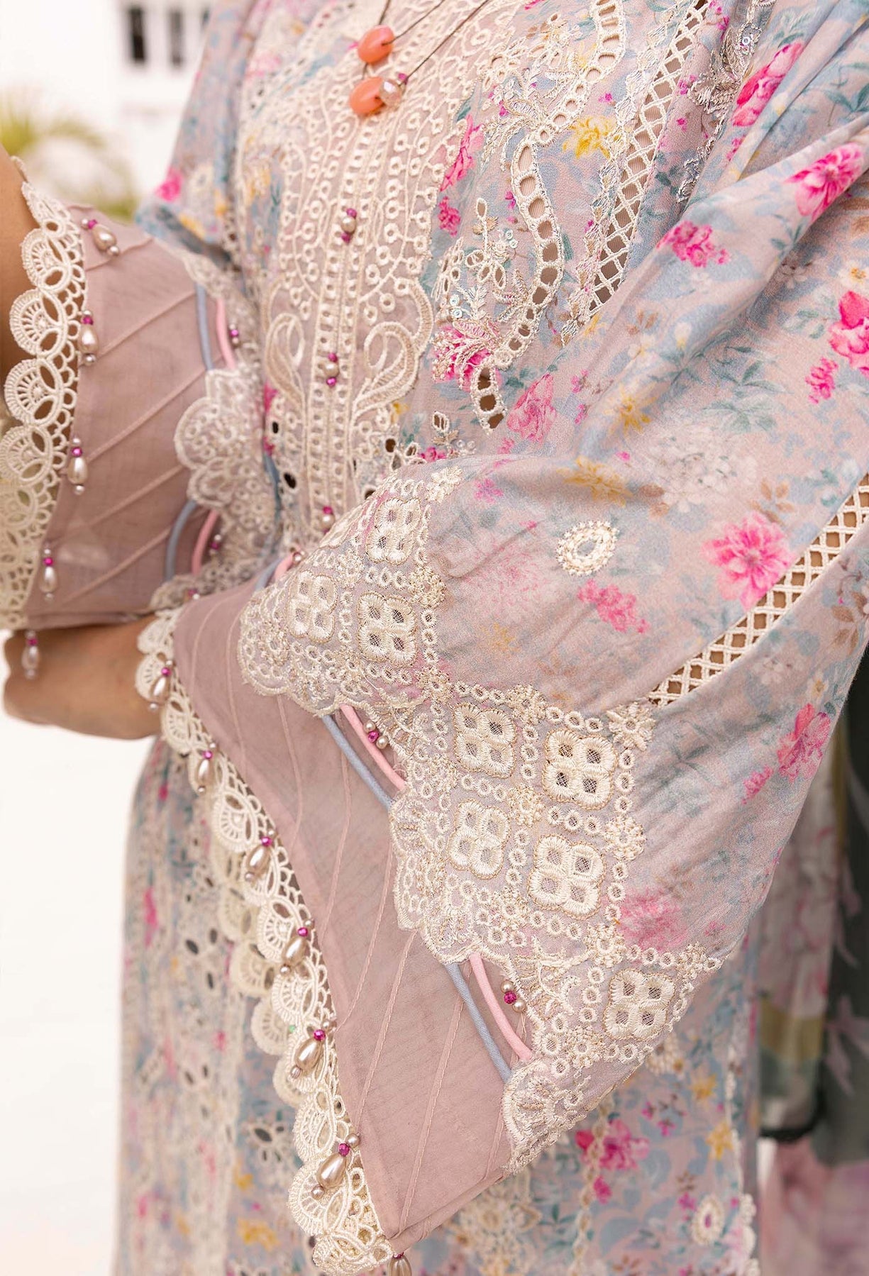 Adans Libas | Solana 25 | SOLANA 07776