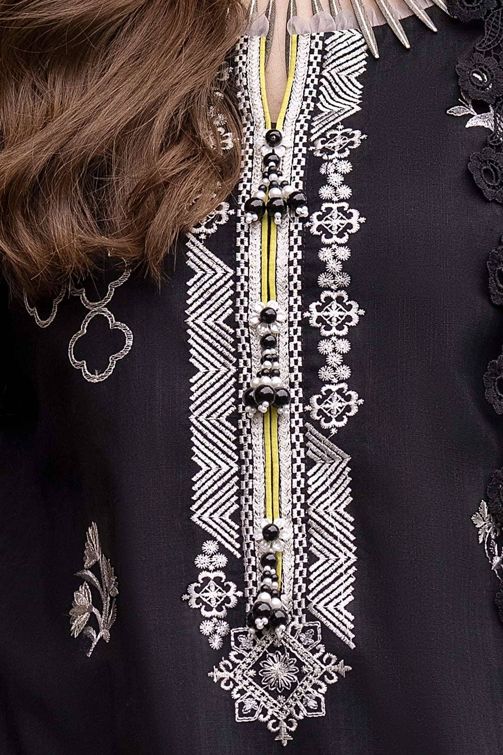 Gul Ahmed | Winter Collection 24 | Zari Jacquard Dupatta ST-42010