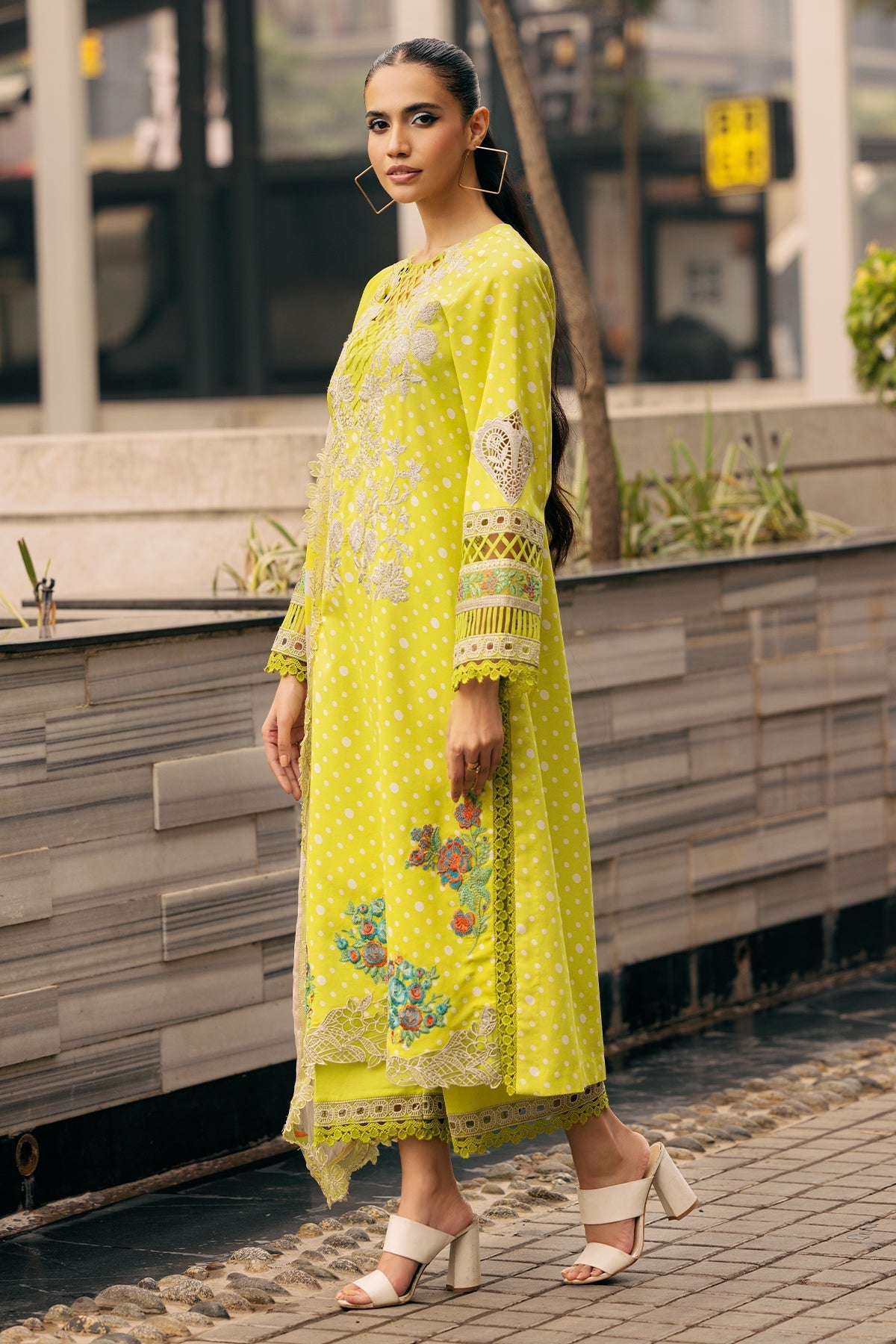 Charizma | Swiss Miss Voil Collection | CSM5-05