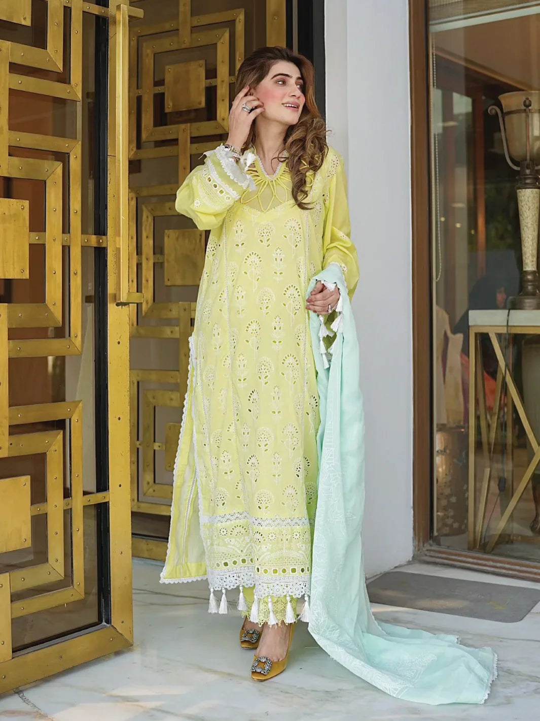 Faiza Faisal | Maya Luxury Lawn | Derya