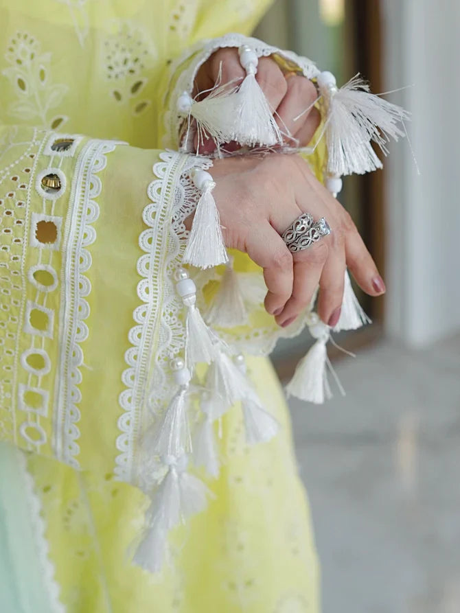 Faiza Faisal | Maya Luxury Lawn | Derya