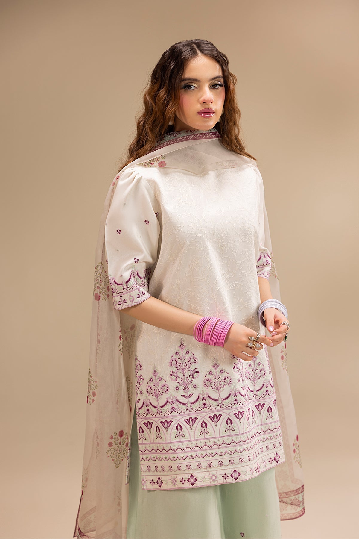 Erum Khan | Lillia Summer Edit | Pearl Blush
