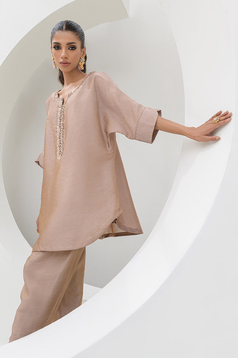 Chic Ophicial | Alaya Festive Formals | Kiara