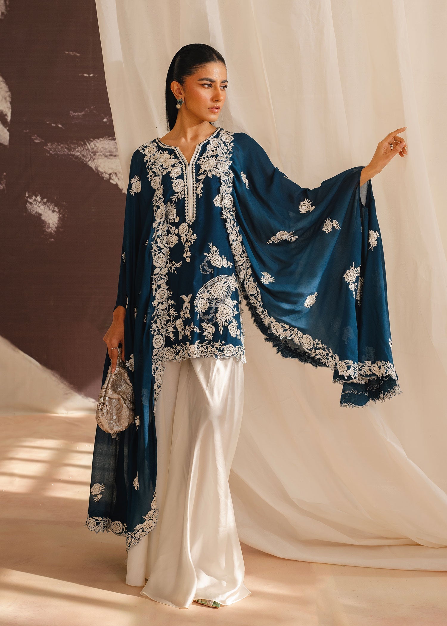 Mahgul | Eye of Cemal | Sapphire Sands