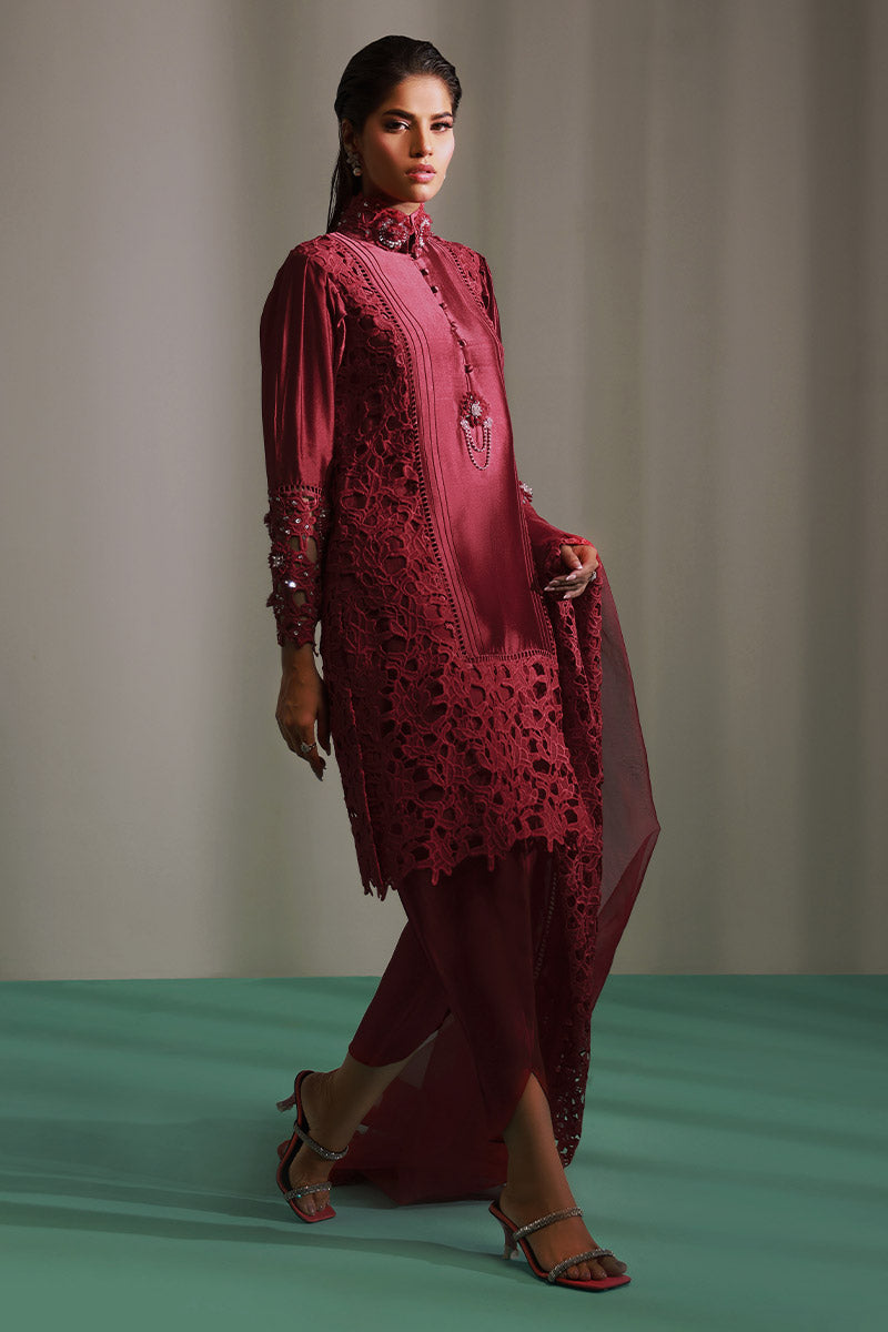 Chic Ophicial | Ruffles Collection | Zinnia