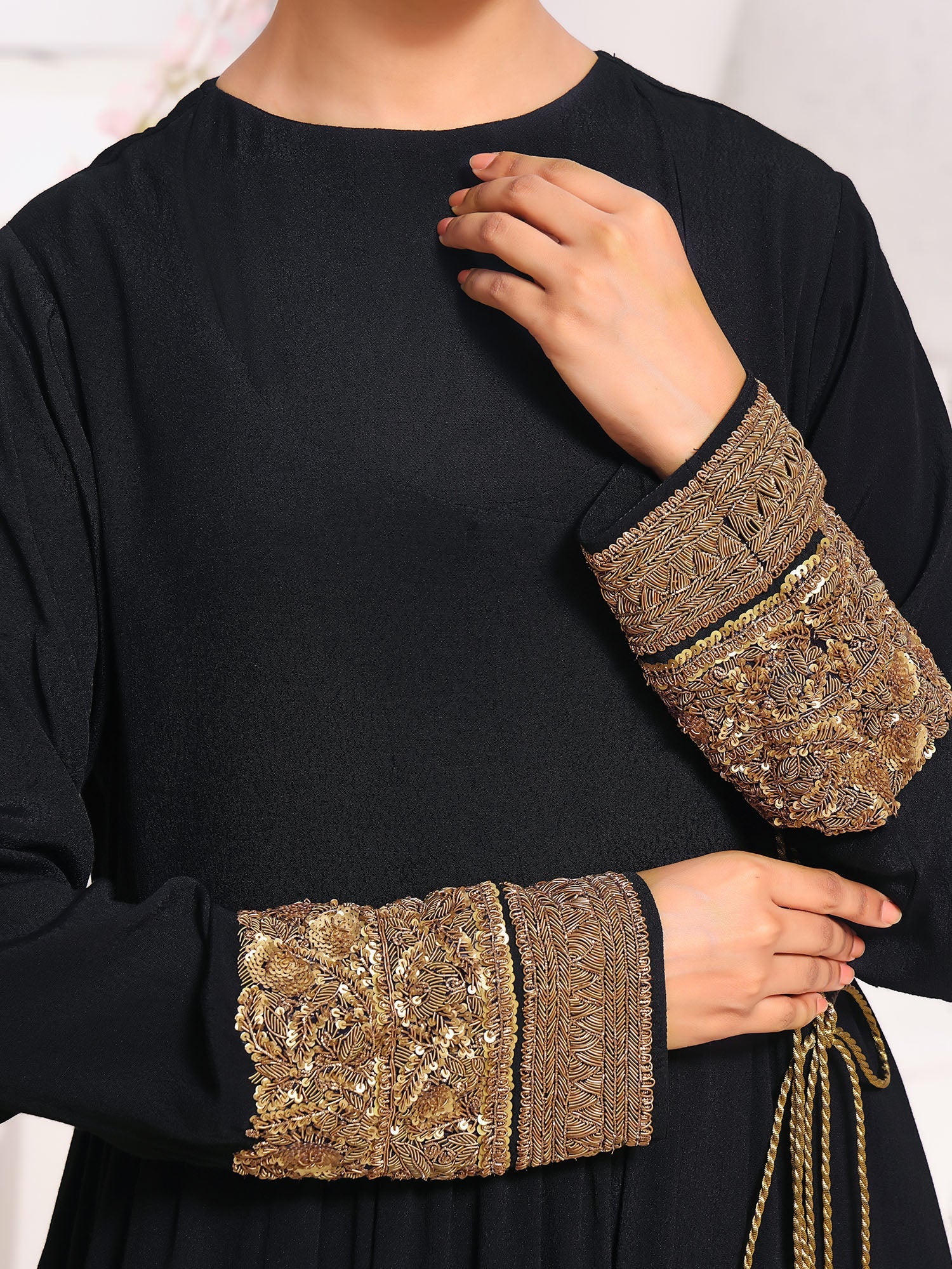Abaya GLEAM