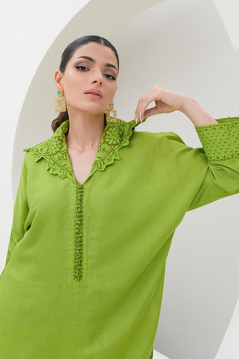 Chic Ophicial | Alaya Festive Formals | Amira