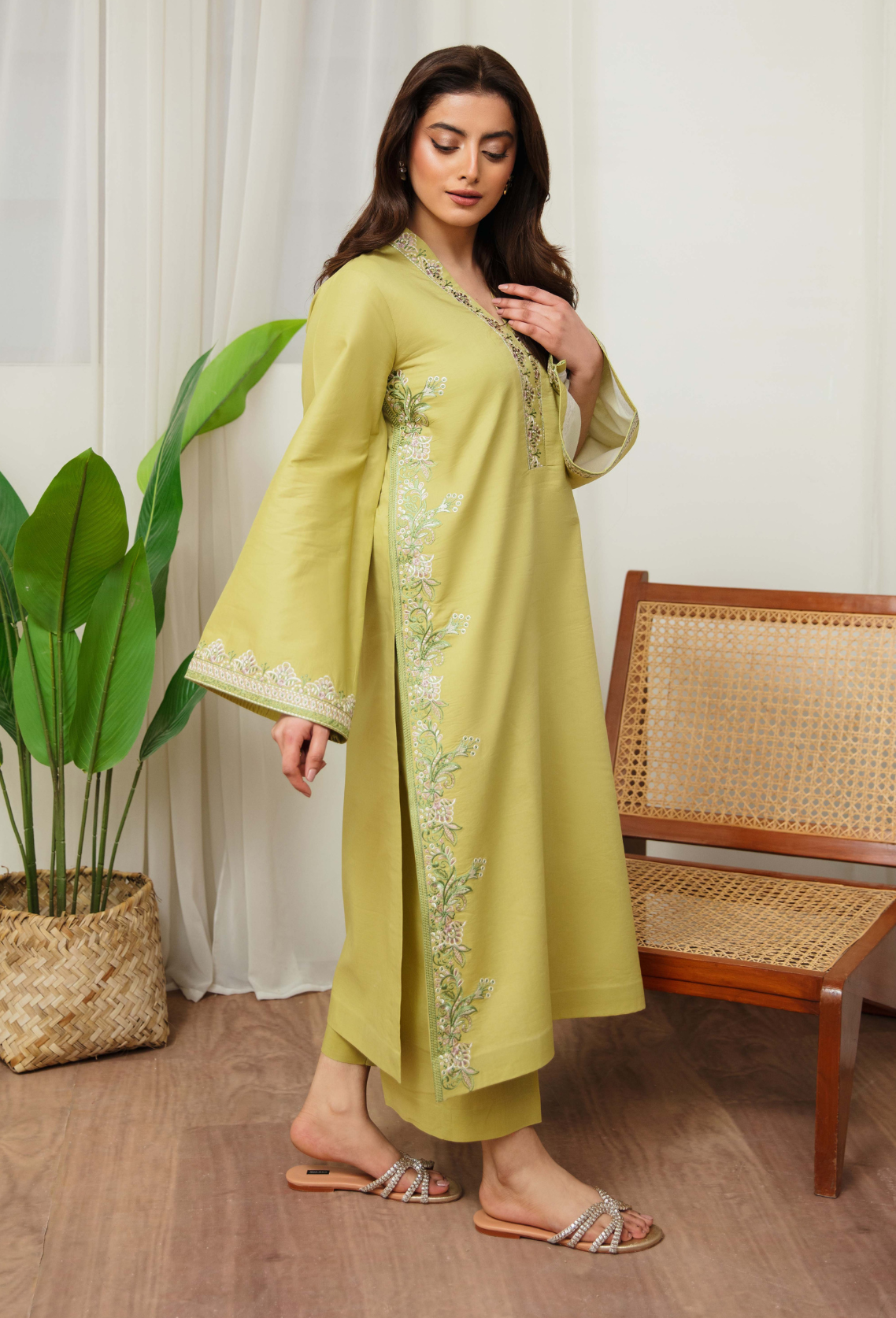 Humdum | Ayra Ready to wear | Ayra - D08