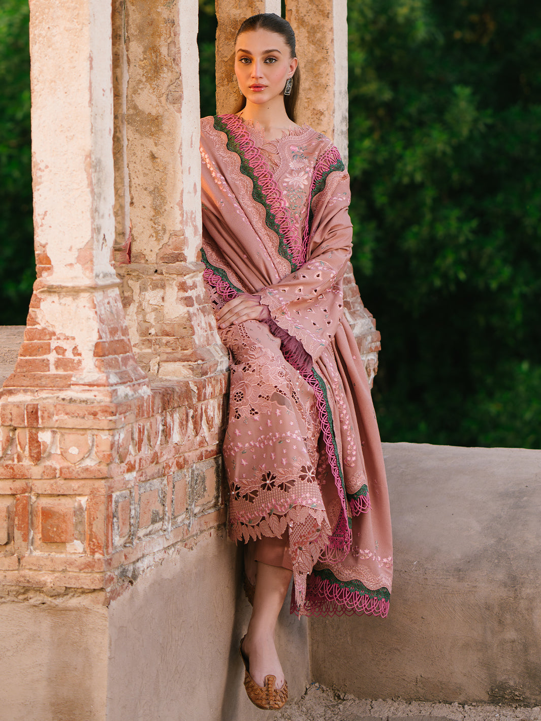 Bin Ilyas | Gulabi Baagh Winter 24 | 152 A