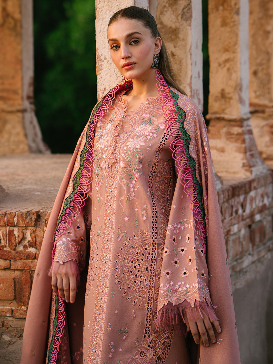 Bin Ilyas | Gulabi Baagh Winter 24 | 152 A