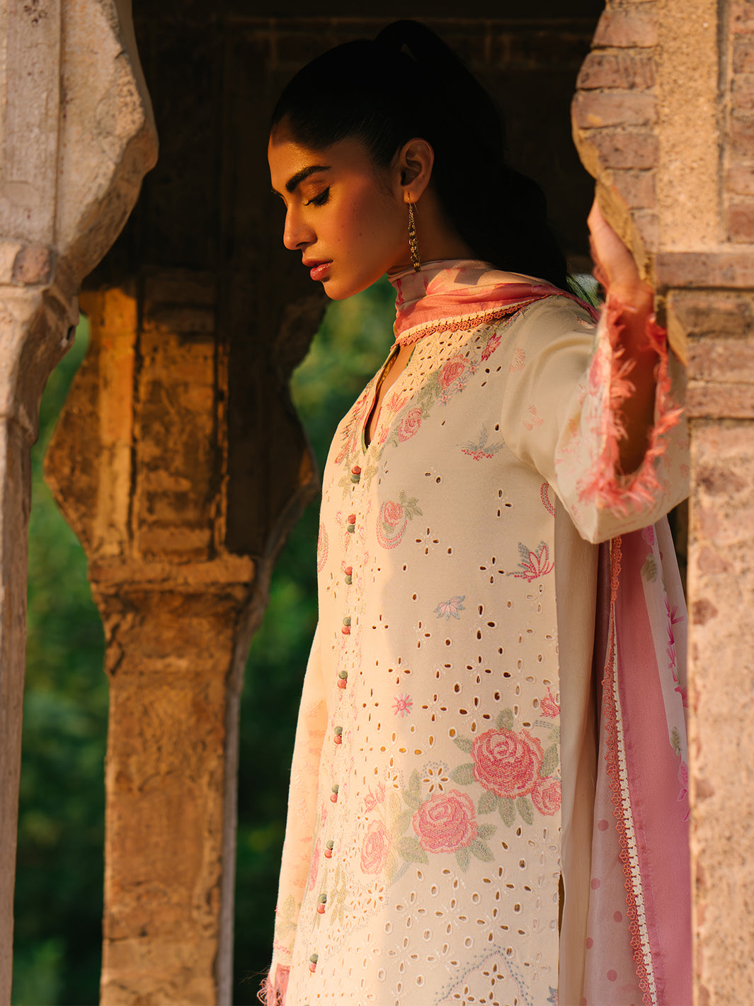 Bin Ilyas | Gulabi Baagh Winter 24 | 155 B