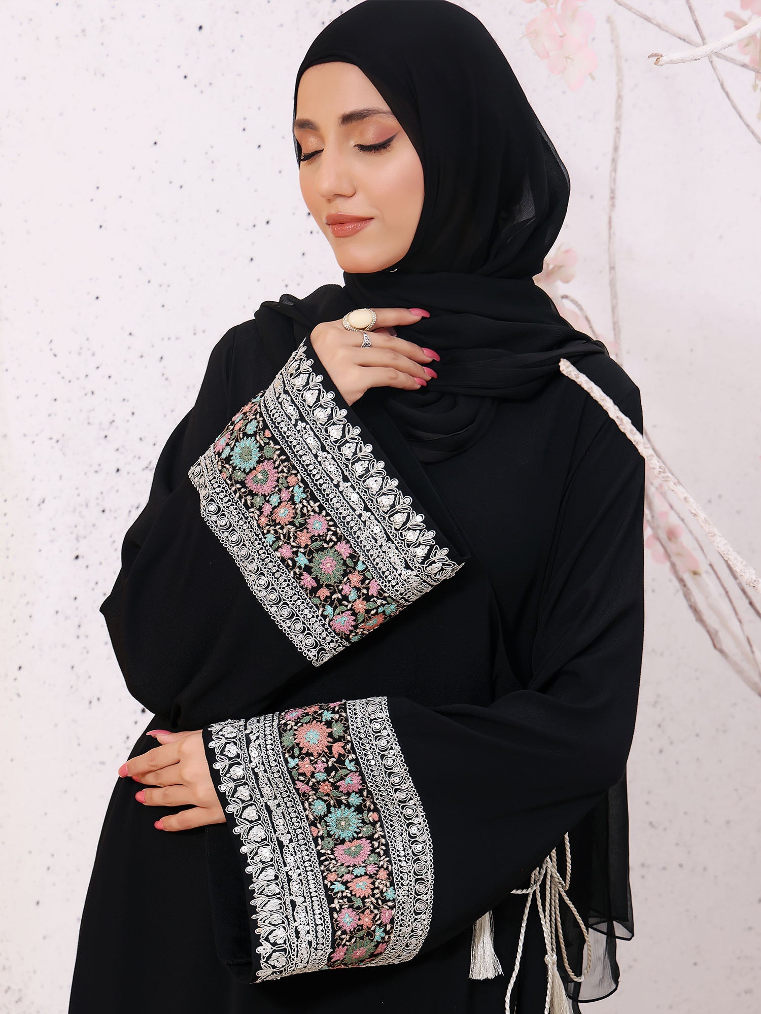 REVERIE Abaya