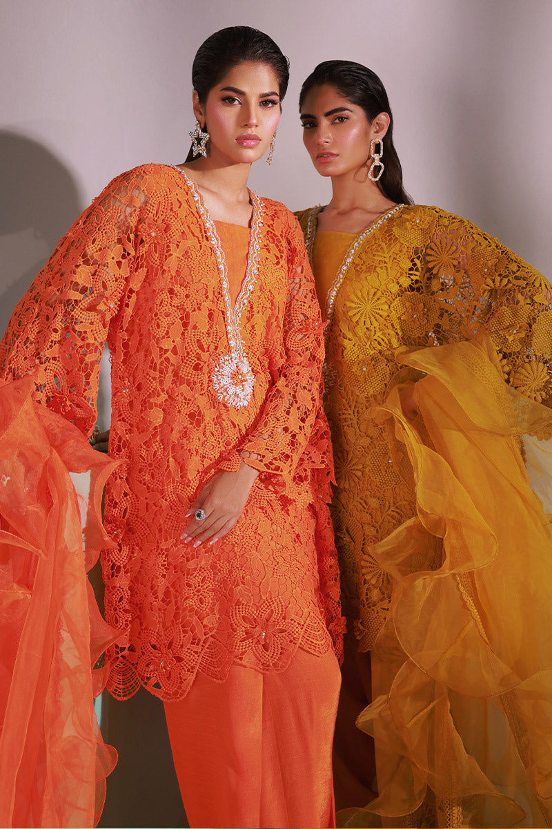 Chic Ophicial | Ruffles Collection | Tuscan Gold