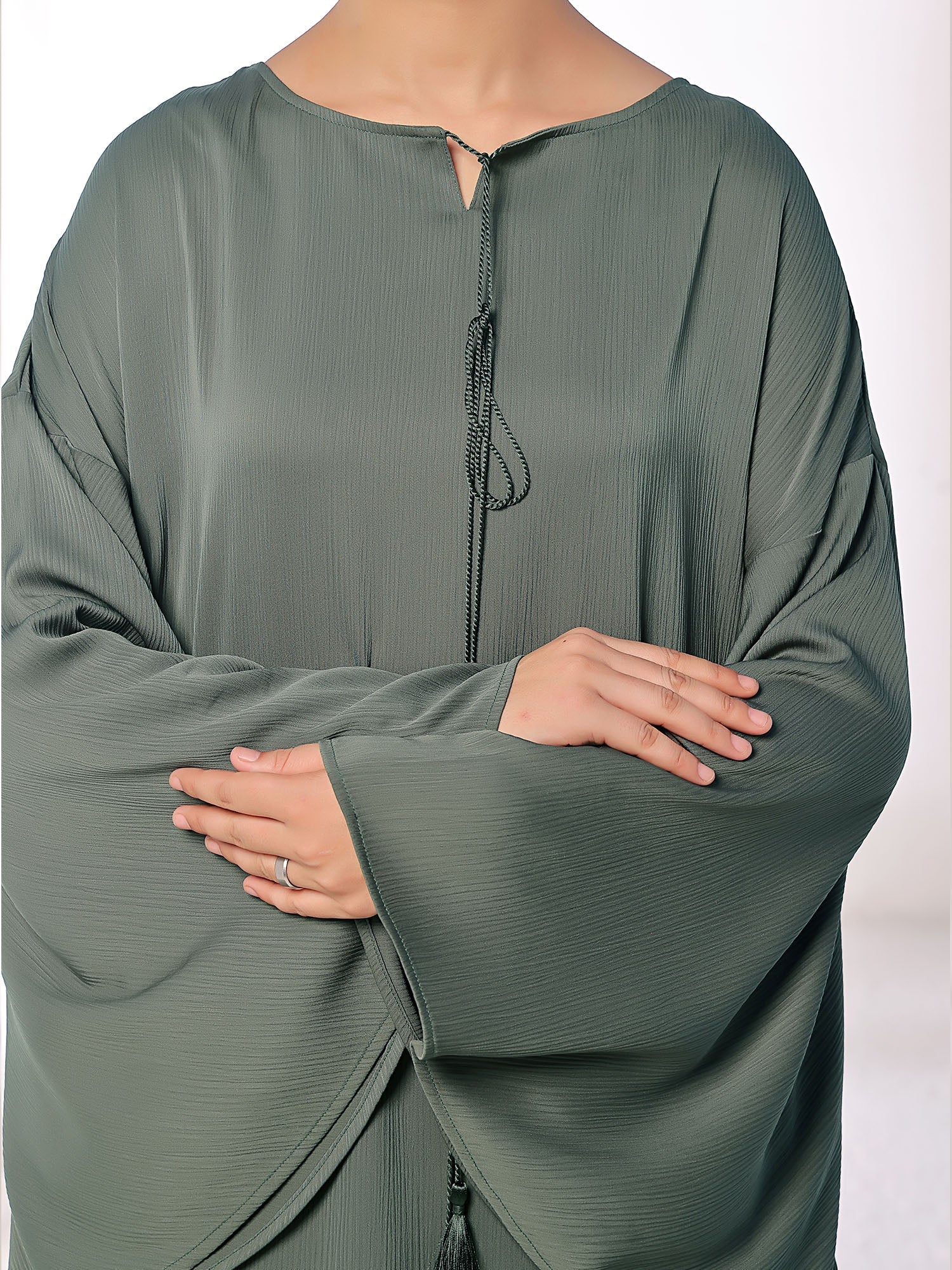 Flowing Grace - Olive Abaya