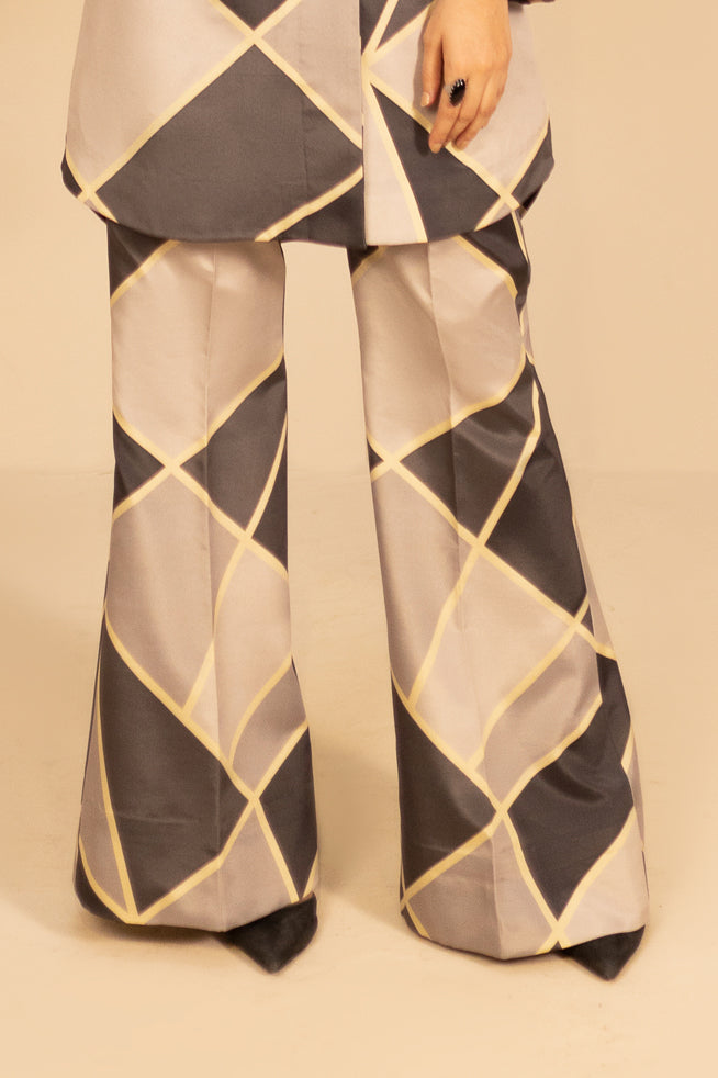 Fozia Khalid | Print Edit | Orion