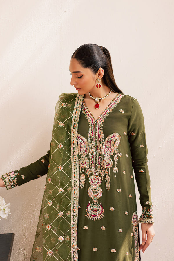 Emaan Adeel I Suave Luxury Formals I ORAYA