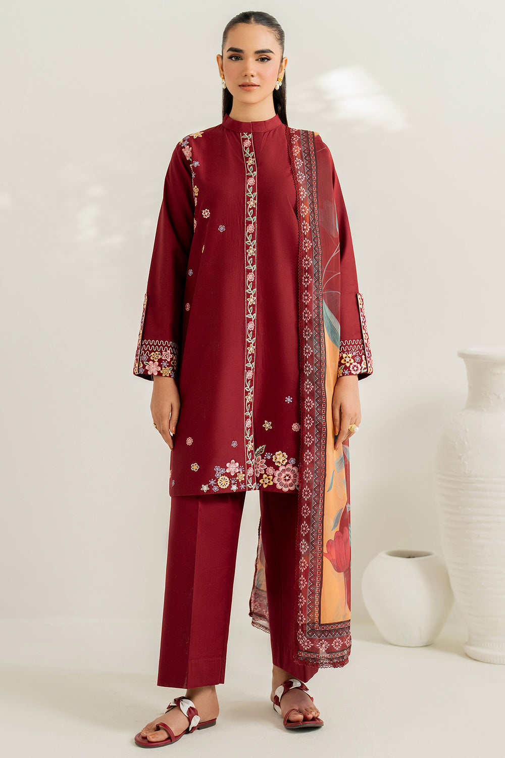 Farasha | Thread Lines Embroidered | Maroon Muse