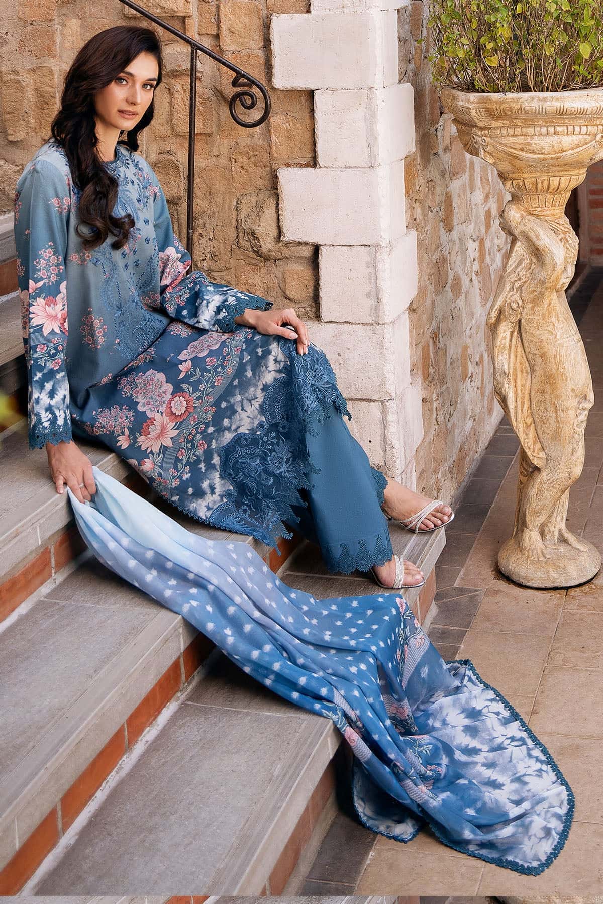 Afrozeh | Damask The Holiday Edit 25 | Seraphina A