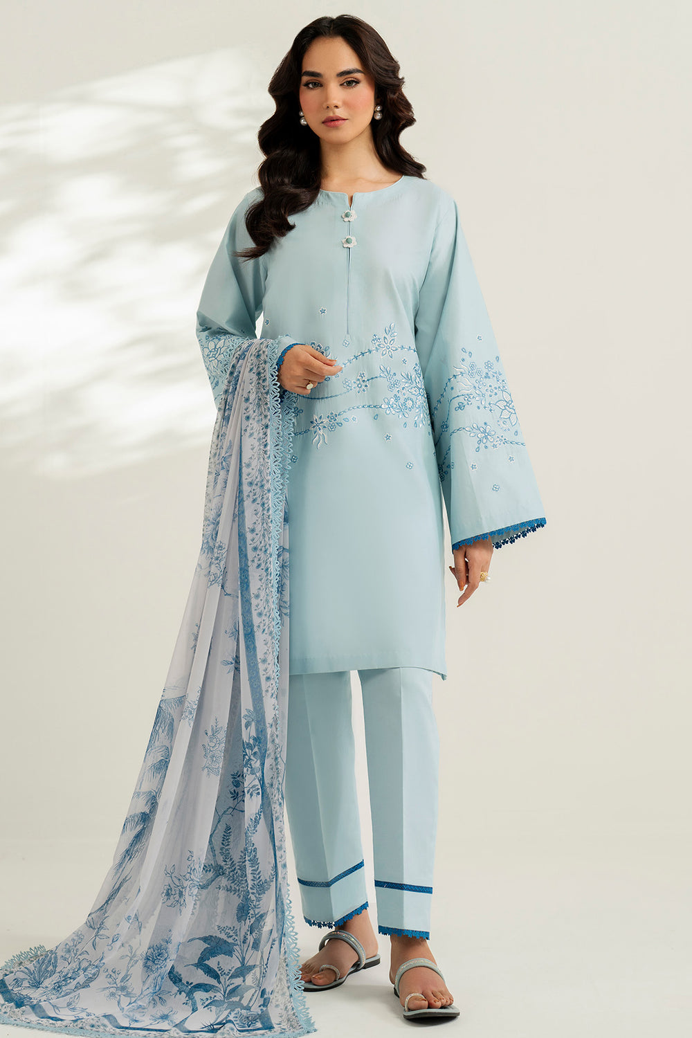 Farasha | Thread Lines Embroidered | Ash Mist