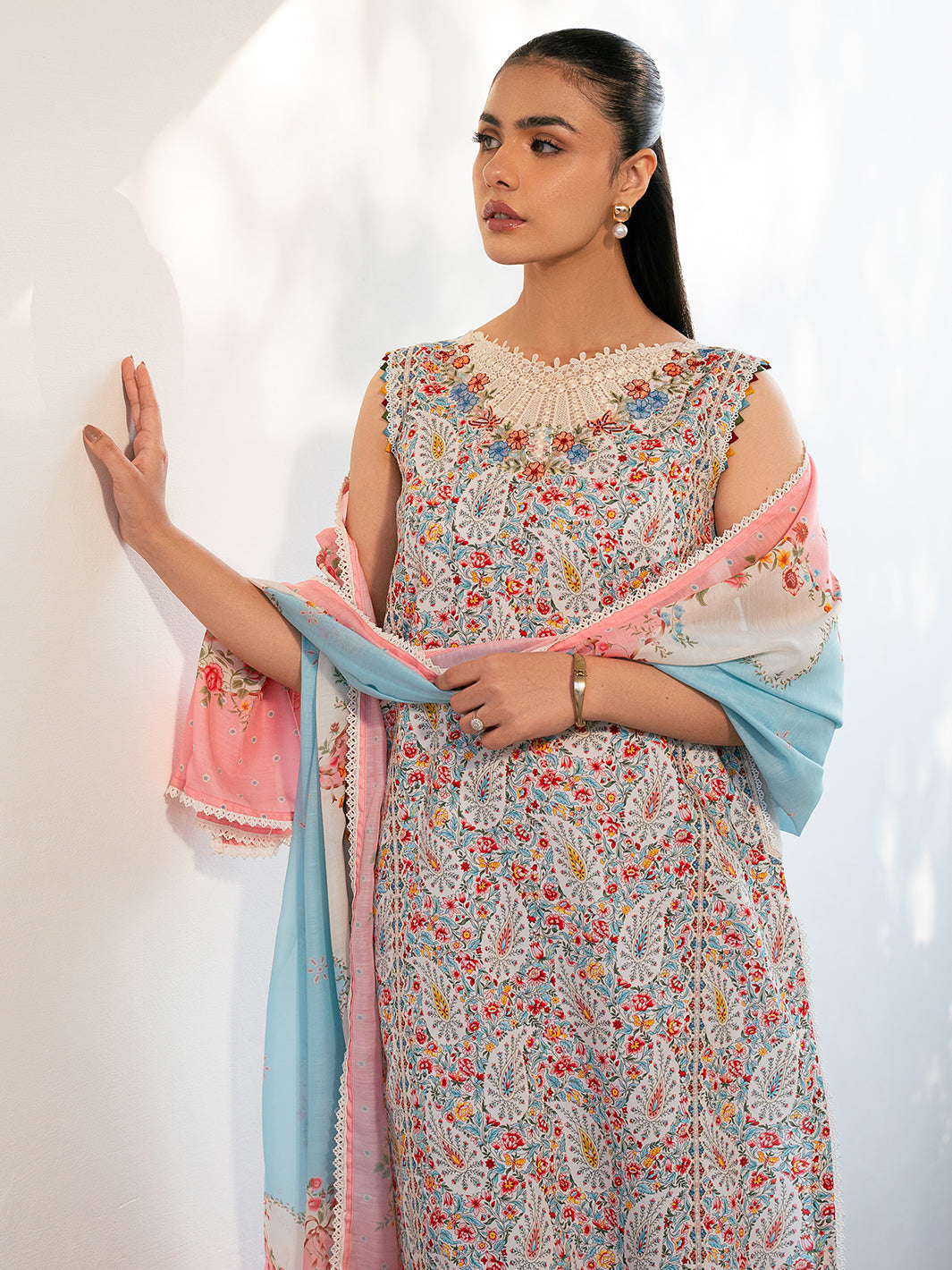 Bin Ilyas | Hazel Printed Lawn 25 | 2072 - A