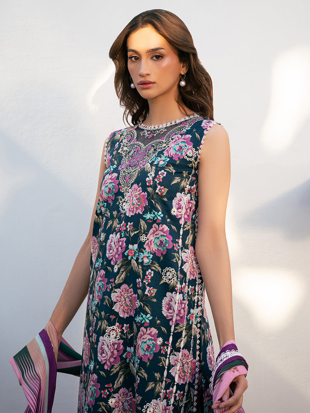 Bin Ilyas | Hazel Printed Lawn 25 | 2076 - A