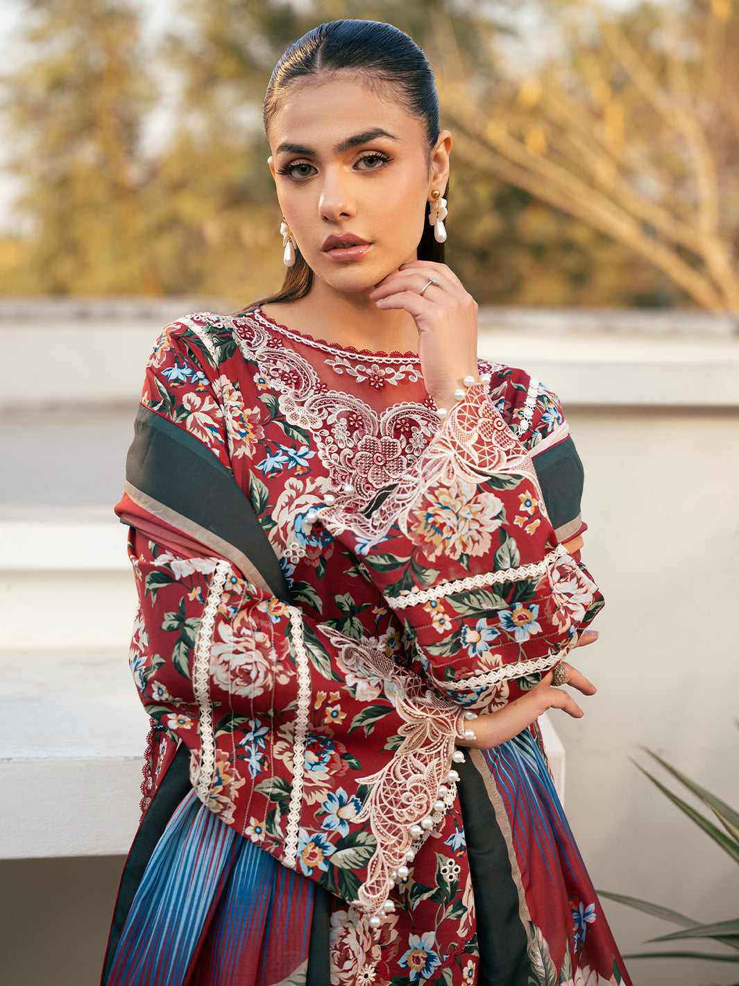 Bin Ilyas | Hazel Printed Lawn 25 | 2076 - B